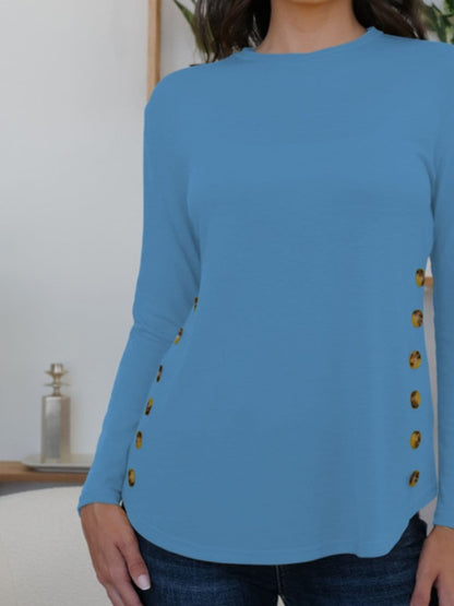 Elegant long sleeve tee with buttons