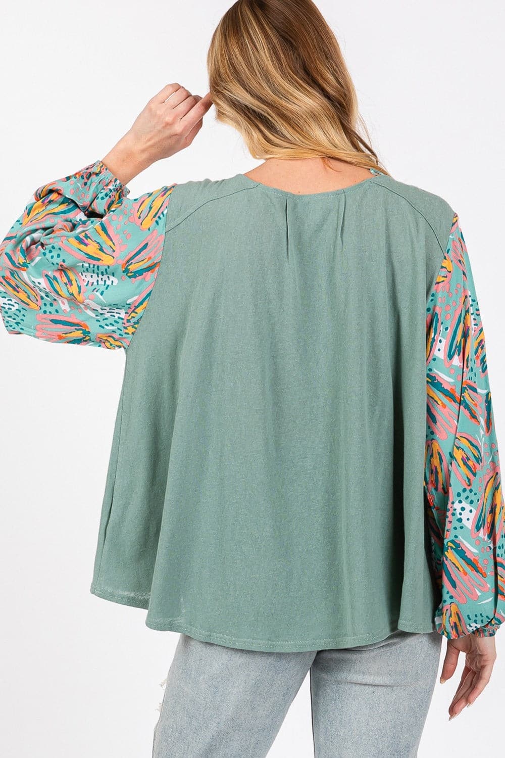 SAGE + FIG Ruched Round Neck Printed Bubble Sleeve Top.