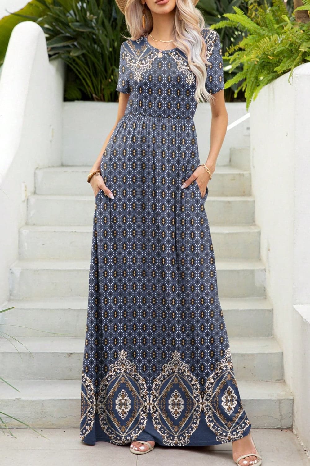 Printed Round Neck Short Sleeve Maxi Dress.