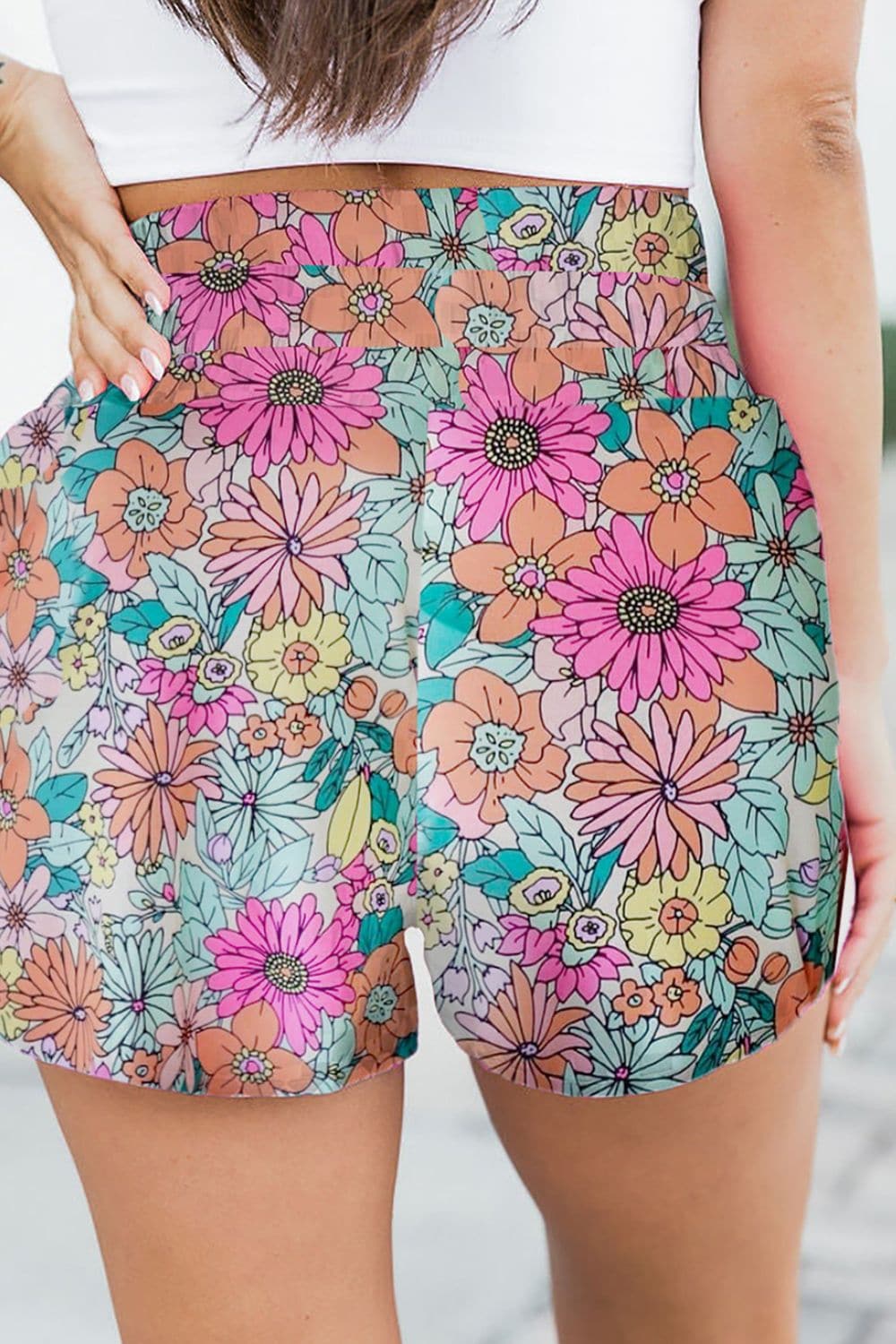 Floral Elastic Waist Shorts.