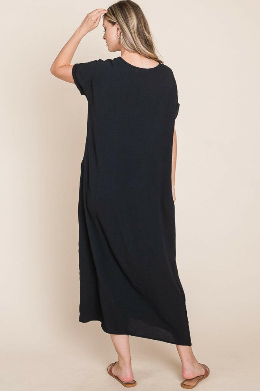 BOMBOM Round Neck Short Sleeve Midi Dress with Pockets.