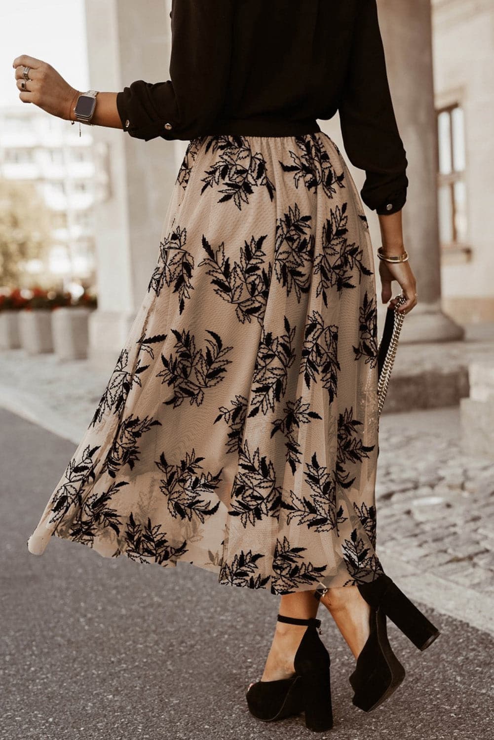 Embroidered High Waist Maxi Skirt.