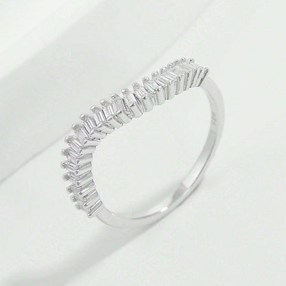 925 Sterling Silver Inlaid Zircon Ring.