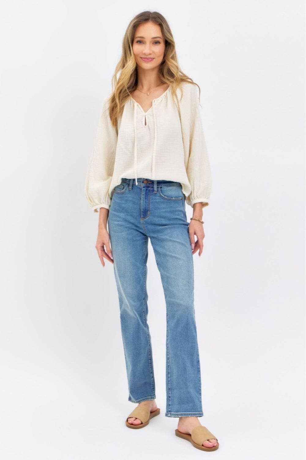 Judy Blue High Rise Straight Leg Jeans.