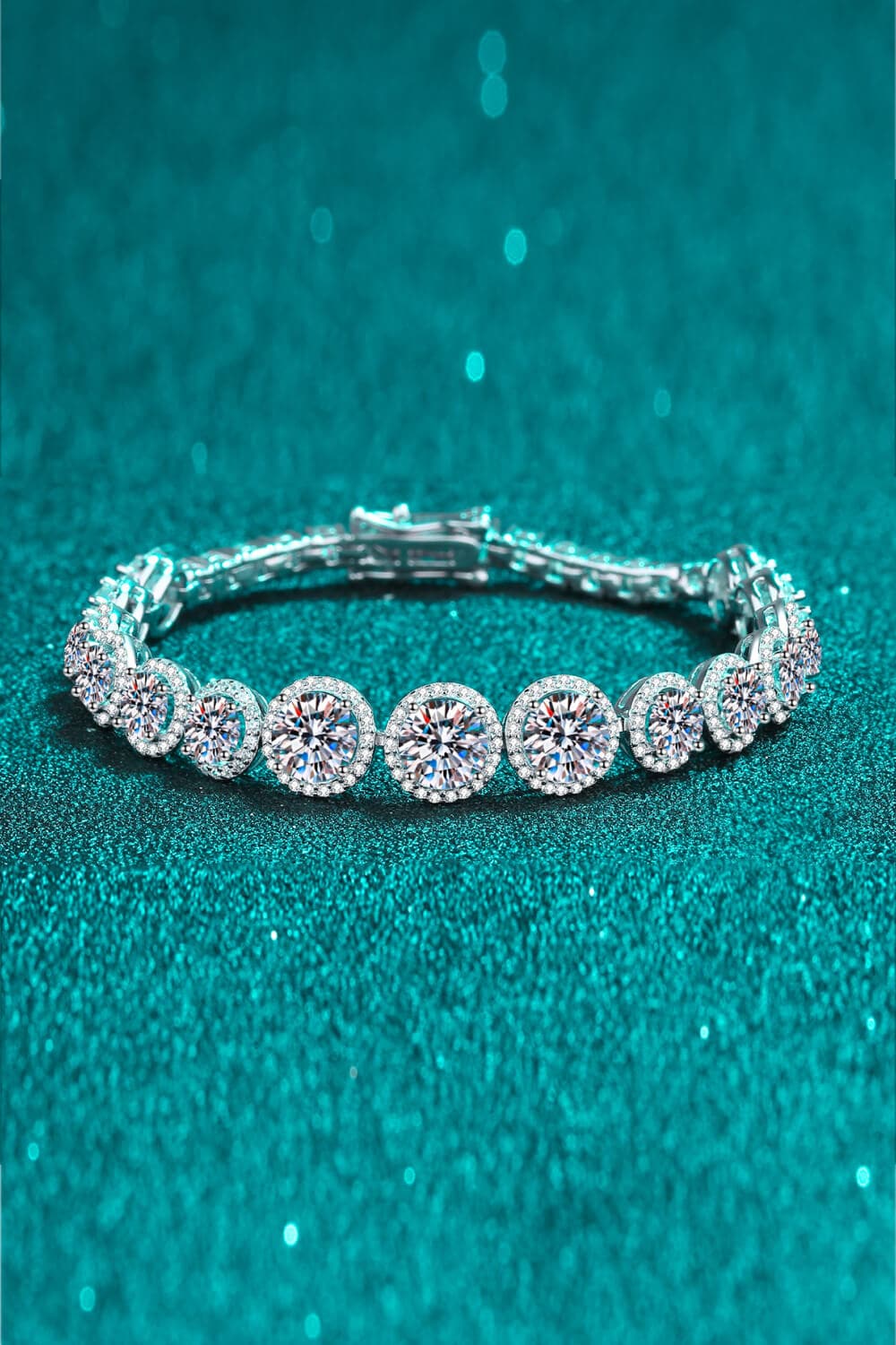 925 Sterling Silver 10.4 Carat Moissanite Bracelet.