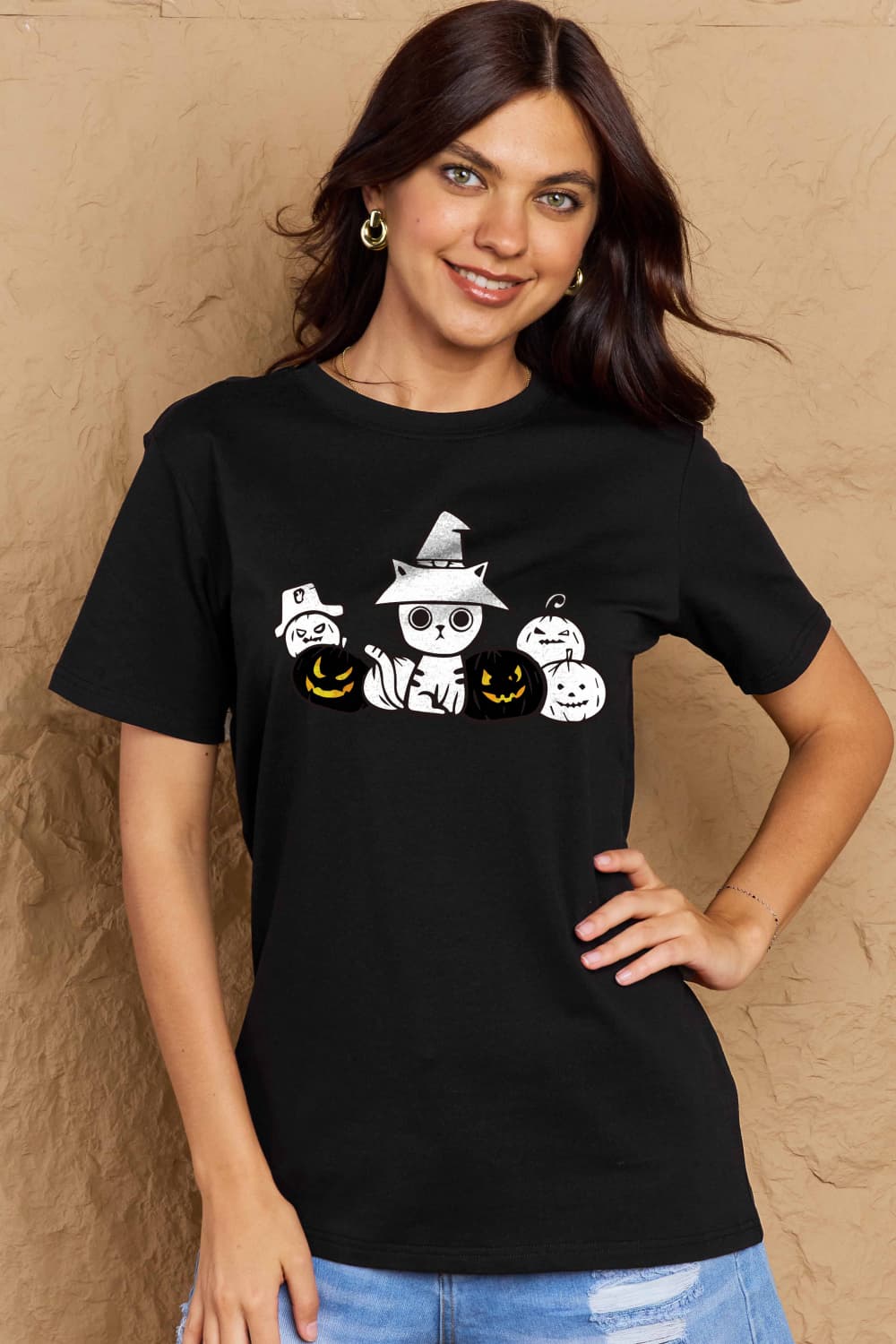 Cozy cat pumpkin tee - fall style