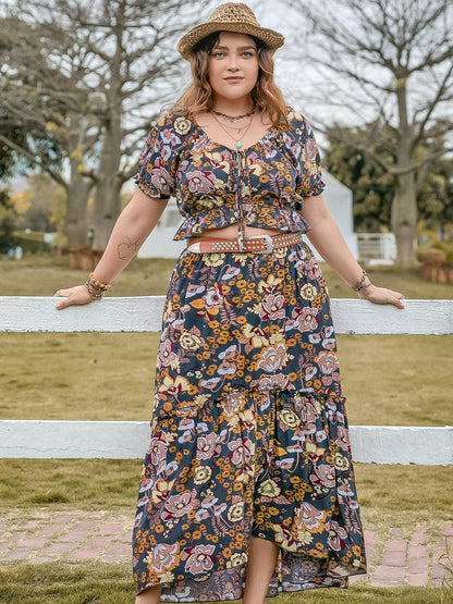 Plus Size Tie Neck Short Sleeve Top and Skirt SetUpgrade Your Wardrobe with our Plus Size Tie Neck Short Sleeve Top and Skirt Set
 Step into style with our chic two-piece set featuring a tie neck short sleeve top aLove Salve Size Tie Neck Short Sleeve Topjust arrived