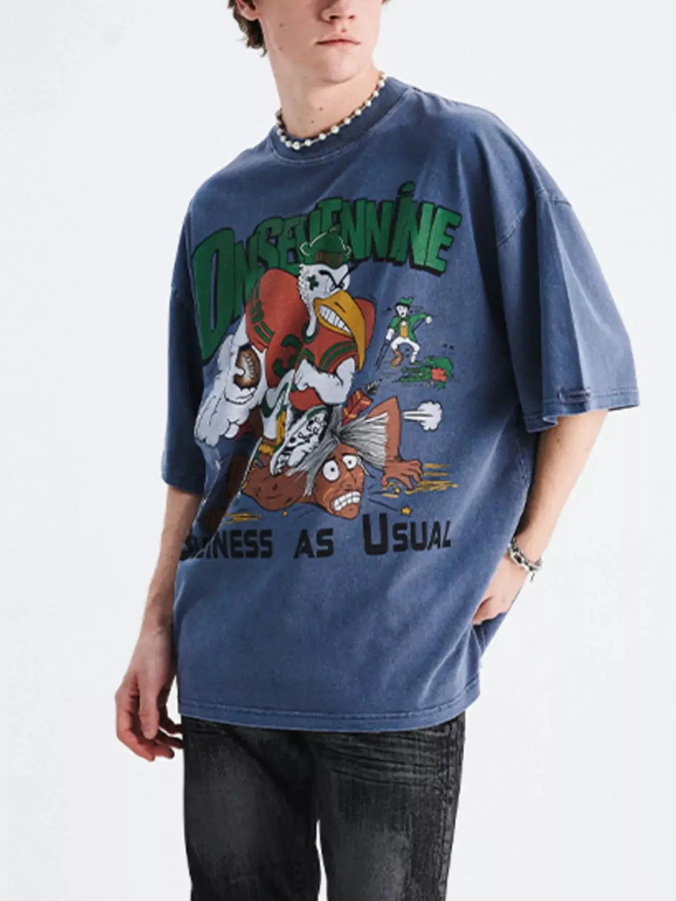 Men's Graphic Round Neck Oversized T-Shirt Simply Love