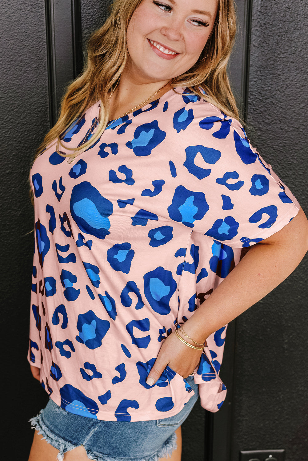 Wildly chic pink leopard print plus size v neck tee