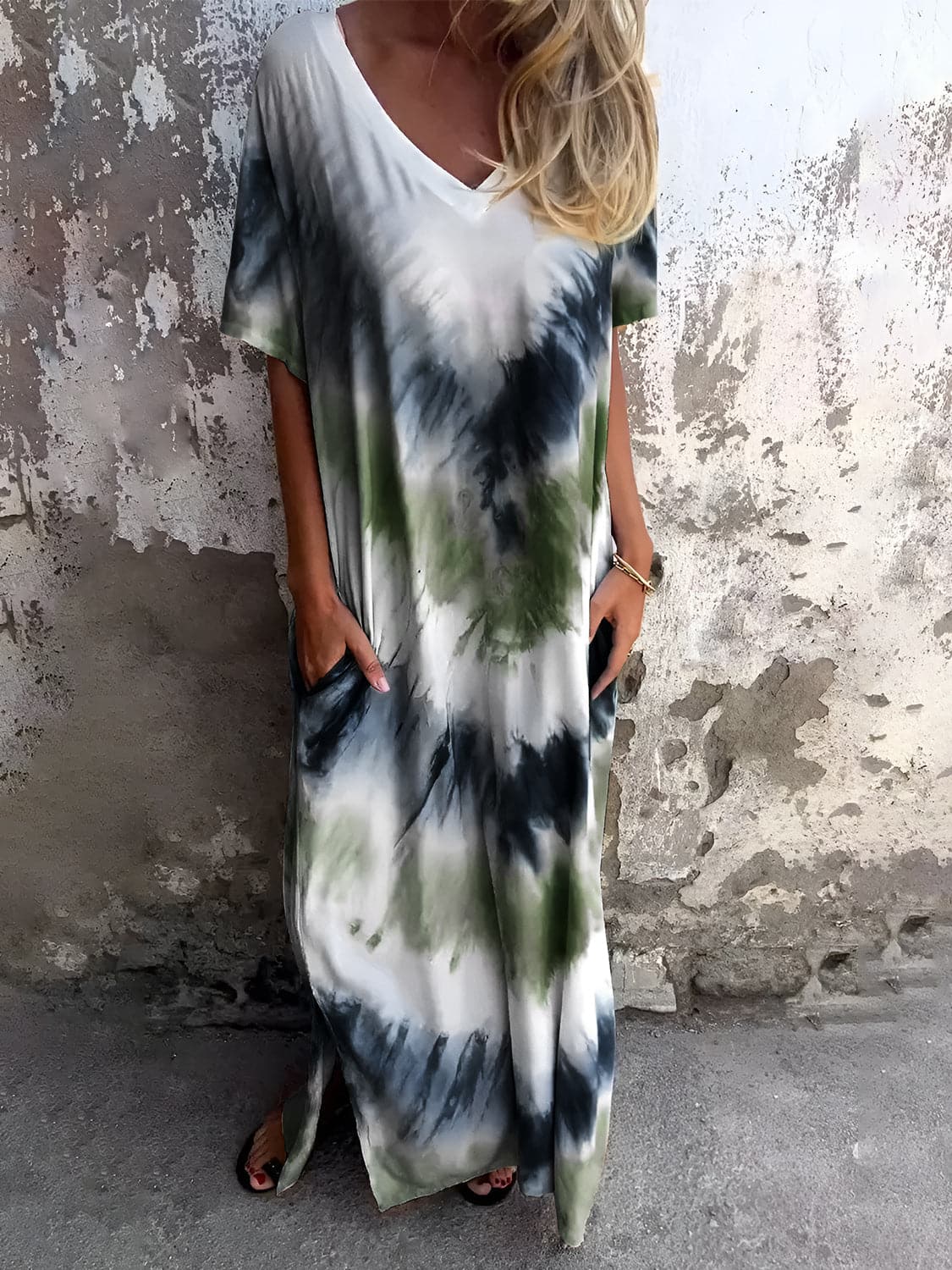 Full Size Pocketed Tie-Dye Short Sleeve Dress.