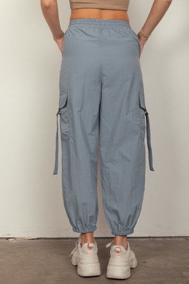 VERY J Elastic Waist Woven Cargo Pants.