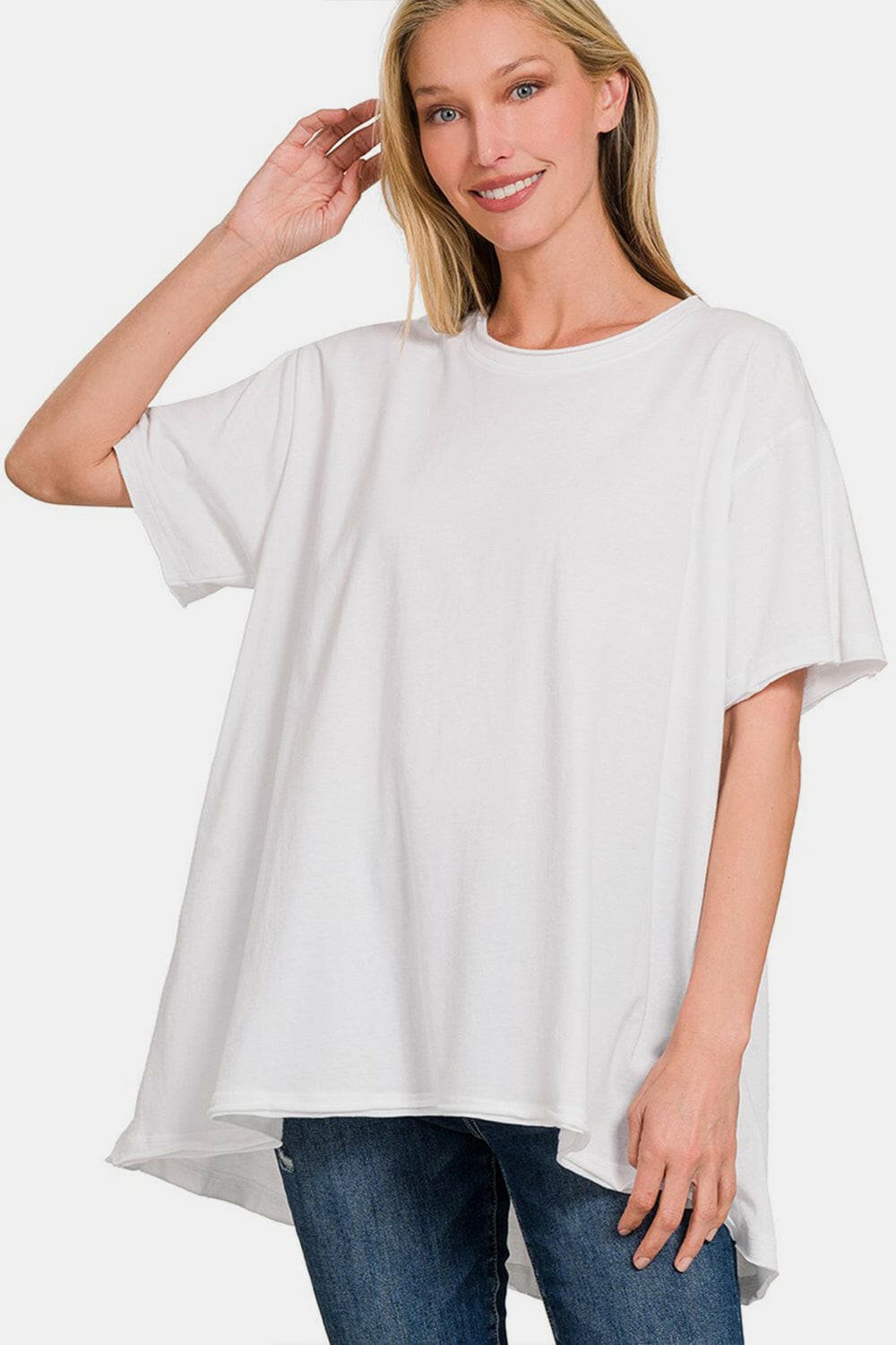 Zenana Round Neck Short Sleeve T-Shirt.