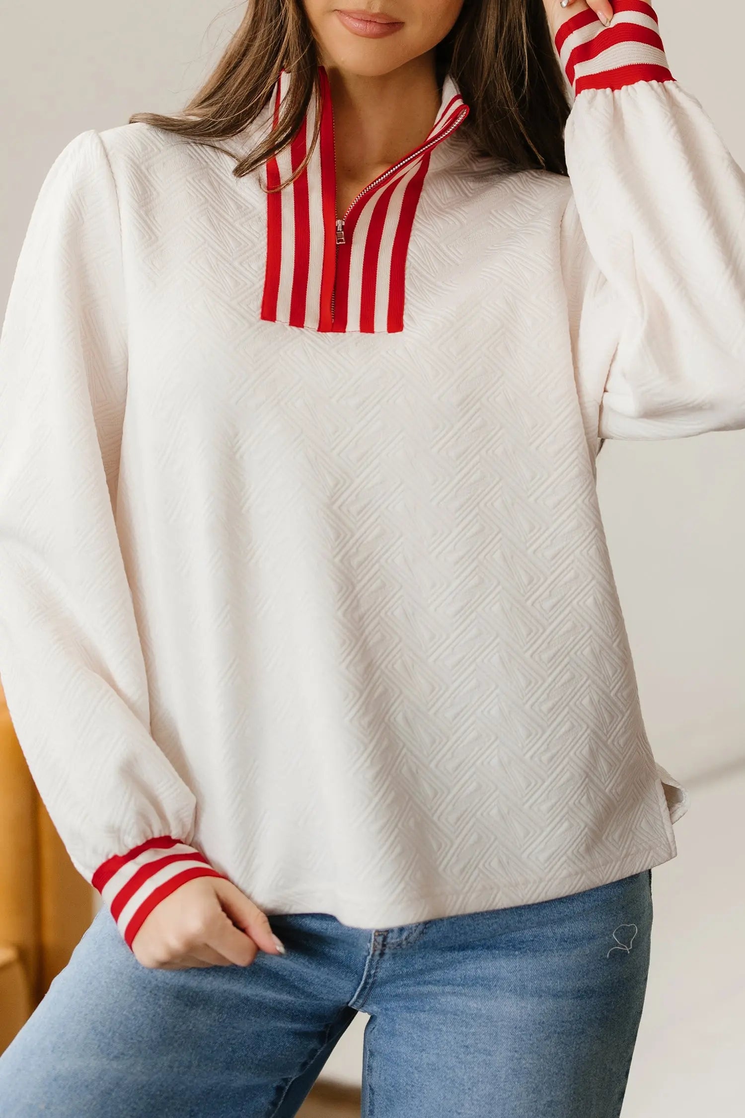 White Textured Knit Zipped Collar Pullover With Striped Contrast Accent Dear-Lover Dropshipping