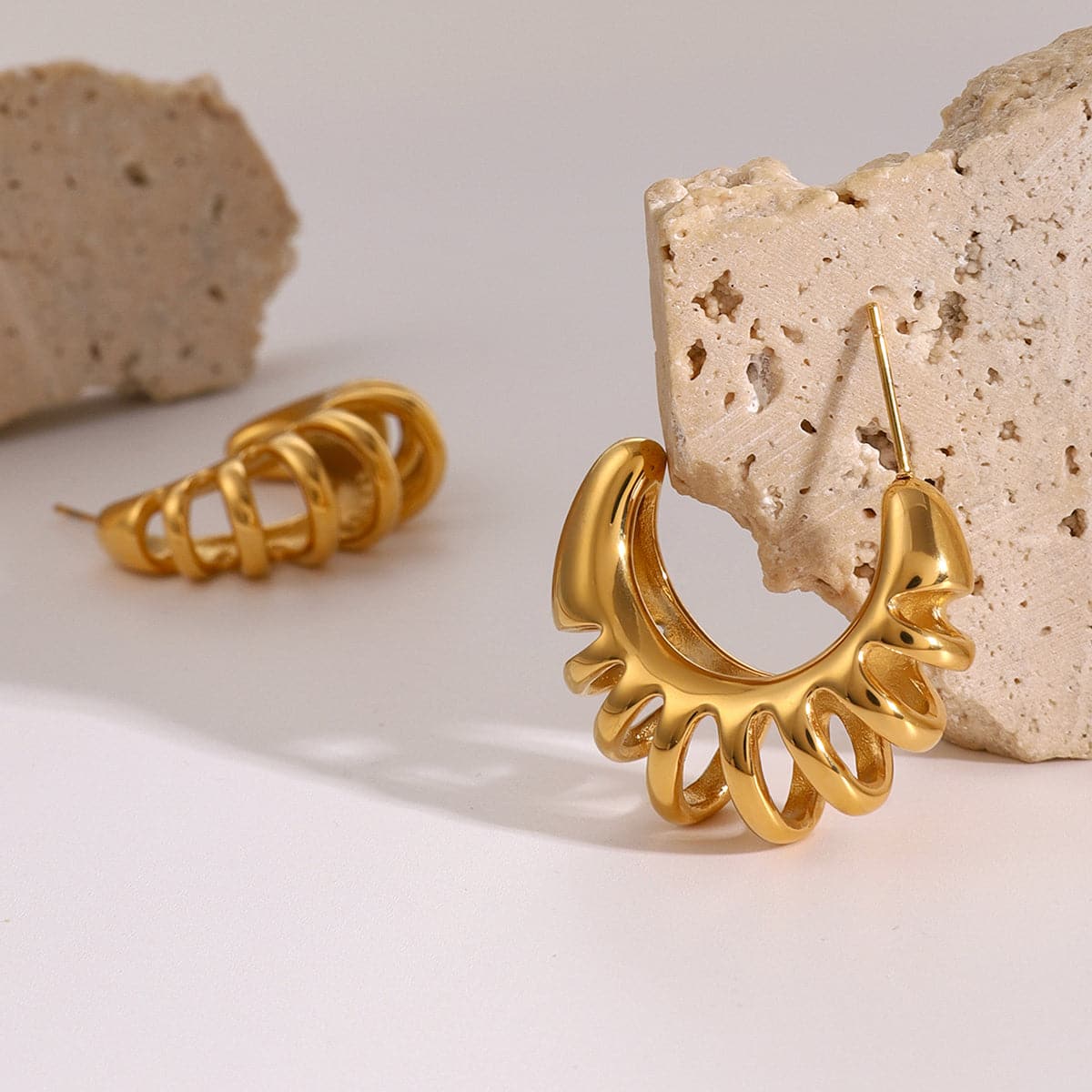 Elegant gold-plated stainless steel C-hoop earrings