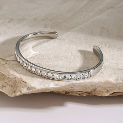 Stainless Steel Inlaid Zircon Bracelet.