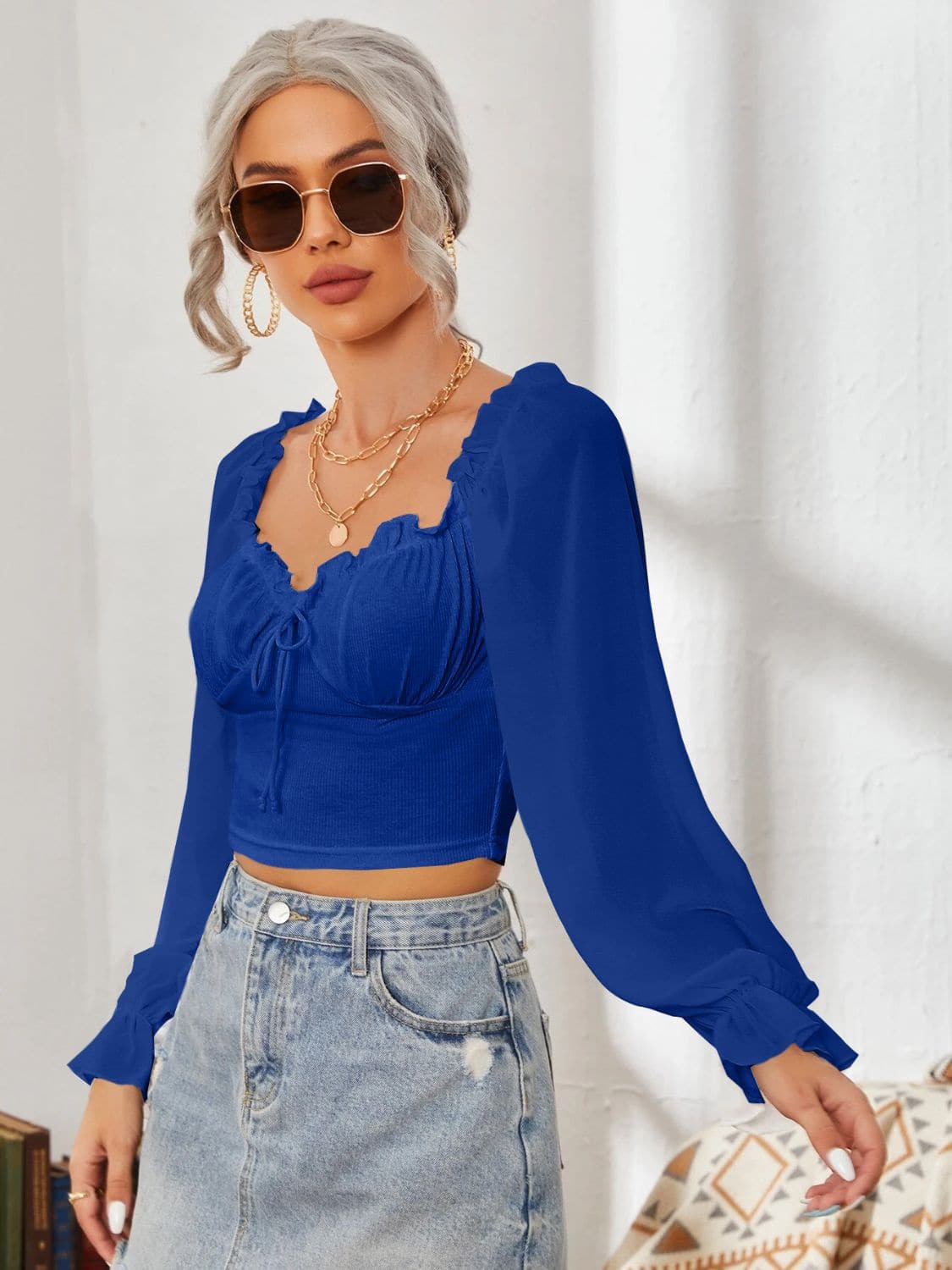 Mesh Sweetheart Neck Flounce Sleeve Top.