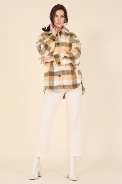 Cozy plaid sherpa jacket with functional pockets