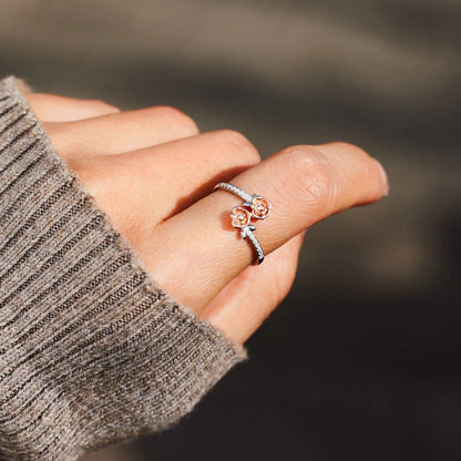 Rose Shape Inlaid Zircon Bypass Ring.