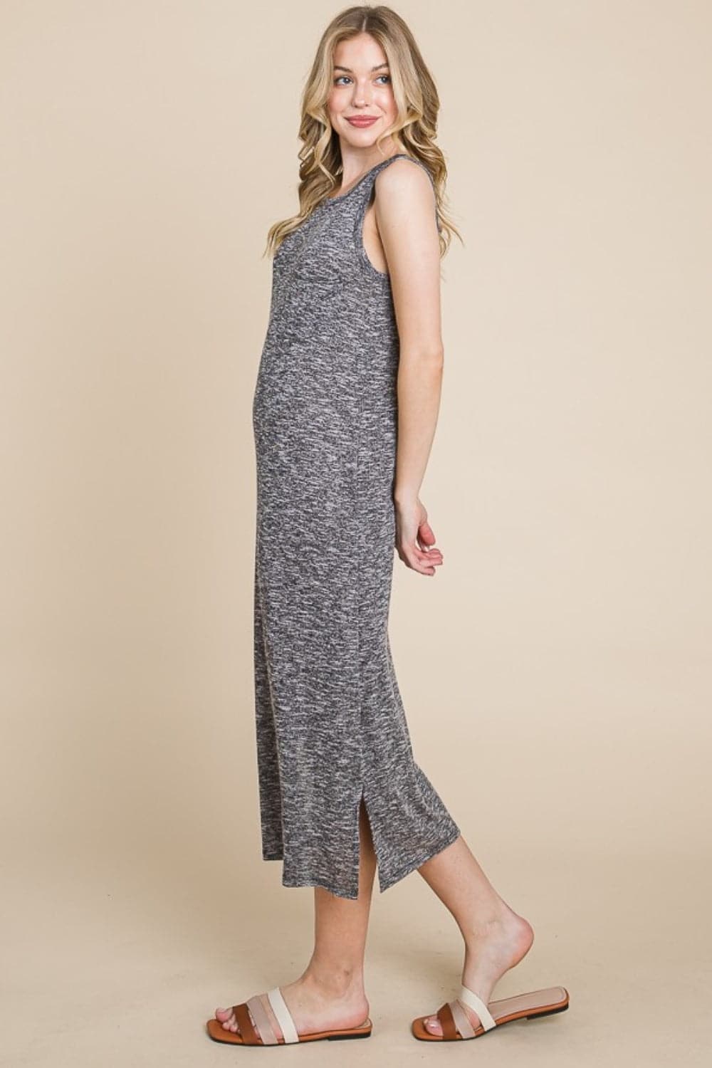 Chic summer slit midi tank dress with round neckline