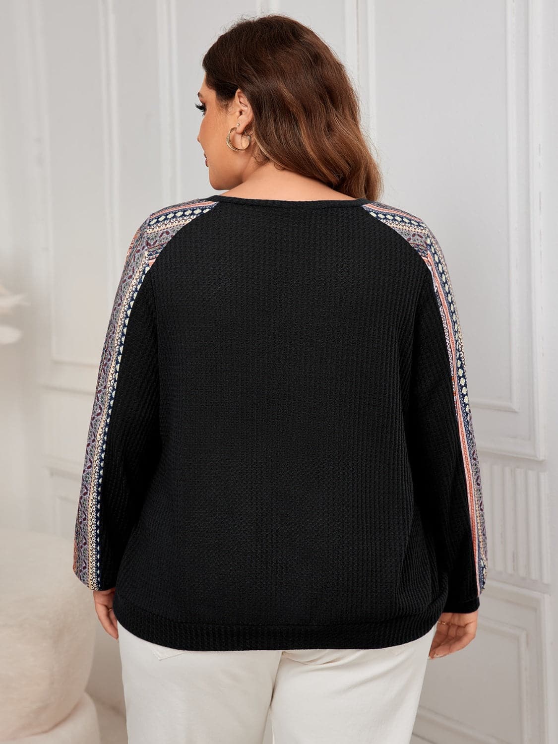 Plus Size Printed Long Sleeve Sweatshirt.