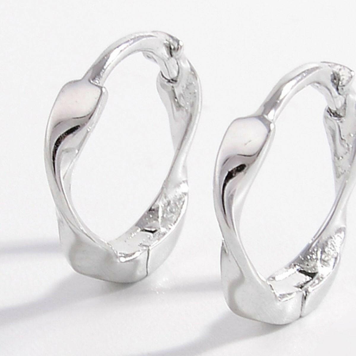 925 Sterling Silver Hoop Earrings.