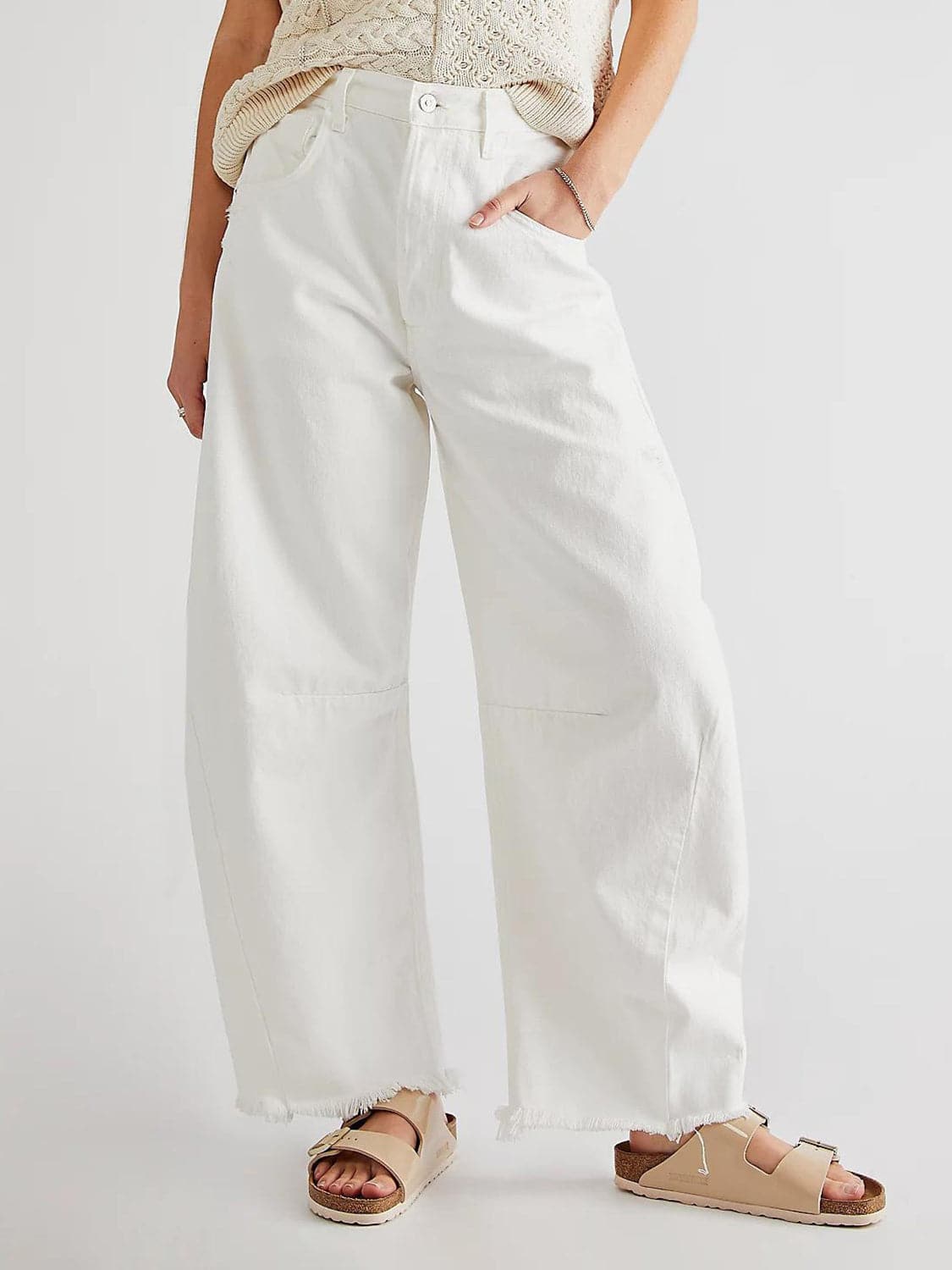 Raw Hem Wide Leg Jeans with Pockets.