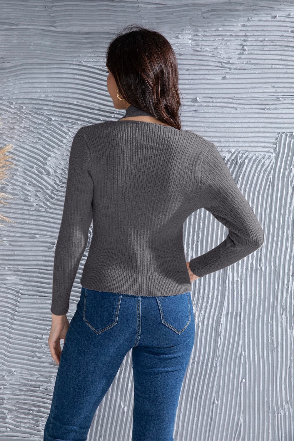 Halter Neck Long Sleeve Sweater.