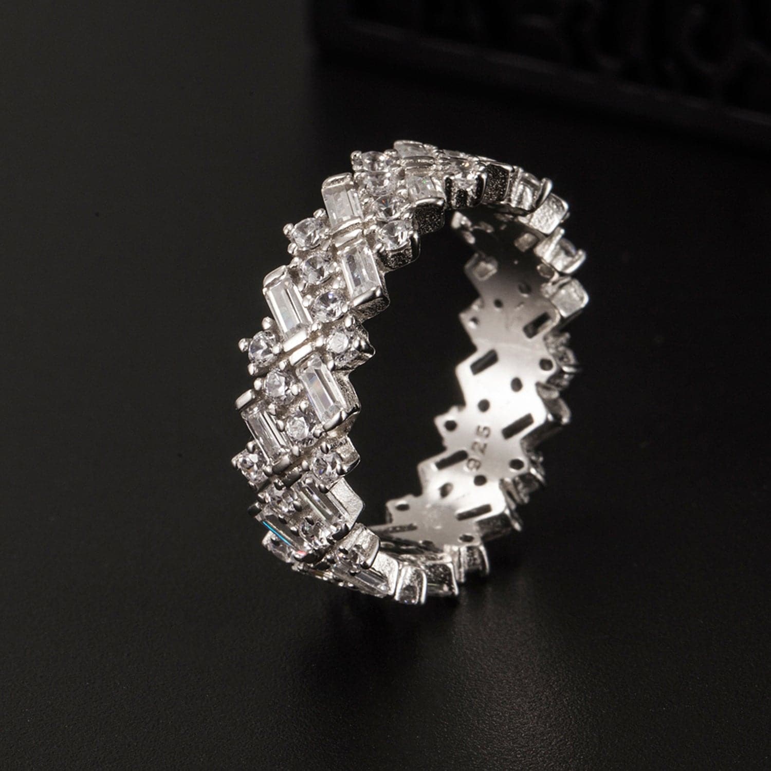 Inlaid Zircon 925 Sterling Silver Ring.