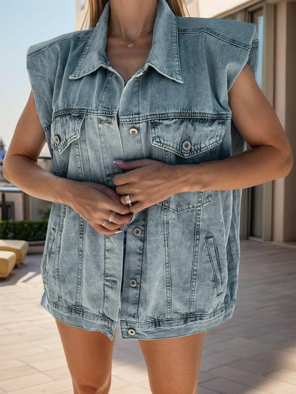 Pocketed Button Up Cap Sleeve Denim JacketPocketed Button Up Cap Sleeve Denim Jacket
 Upgrade your style with the Pocketed Button Up Cap Sleeve Denim Jacket, a must-have piece to elevate your wardrobe.
 FeatLove Salve Cap Sleeve Denim Jacketjust arrived