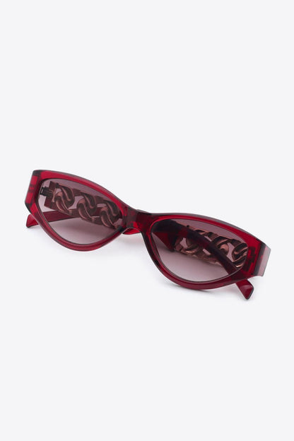 Chain Detail Temple Cat Eye Sunglasses.