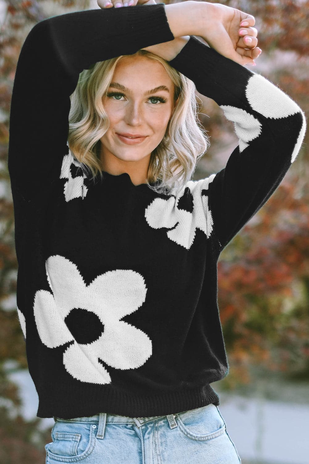 Round Neck Floral Pattern Color Contrast  Design Long Sleeve Sweater.