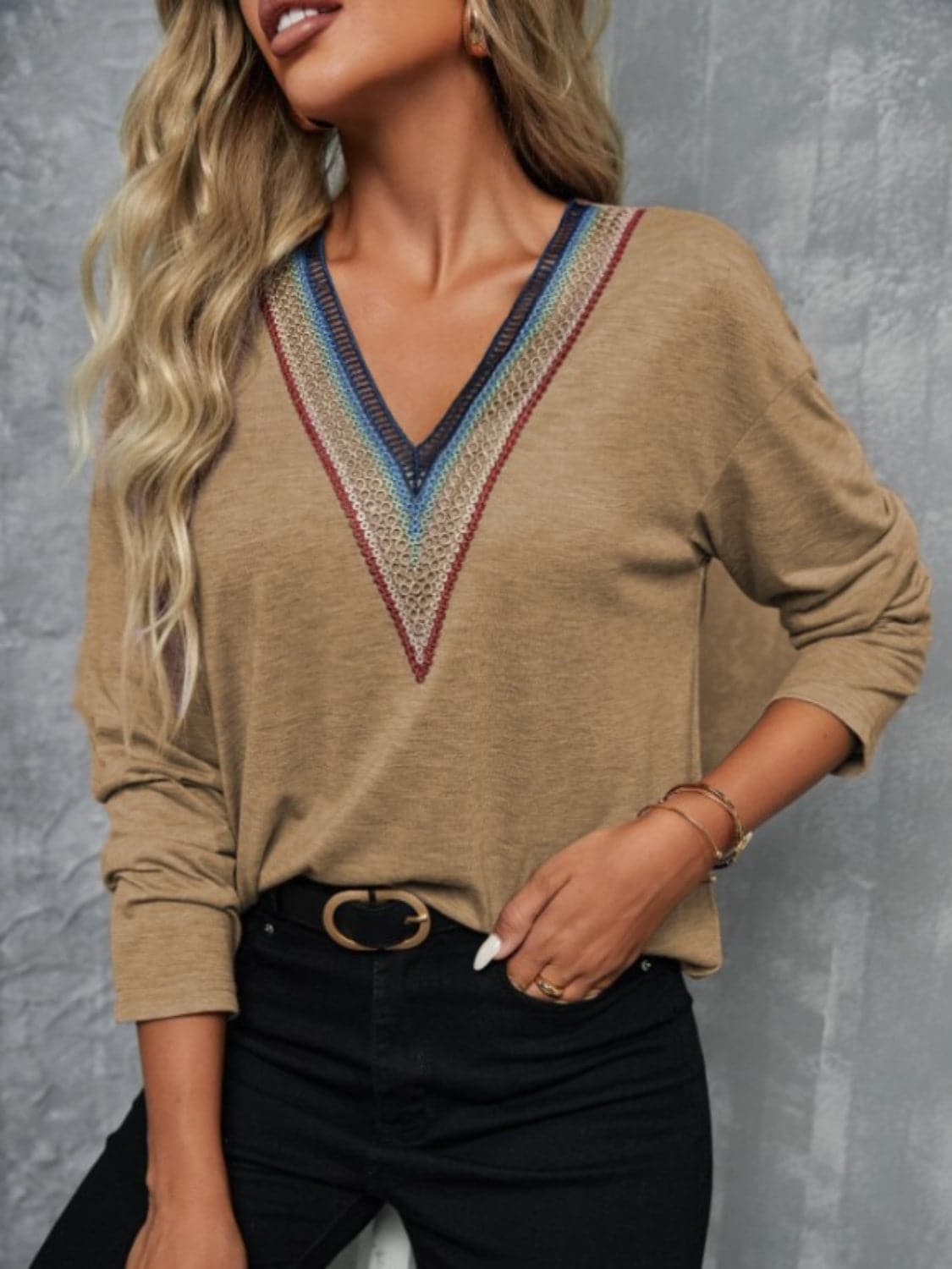 Chic v-neck long sleeve t-shirt