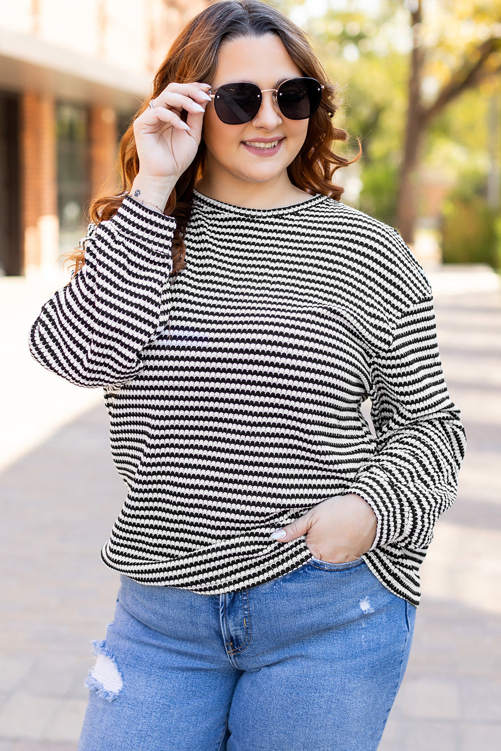 Chic plus size black striped tee