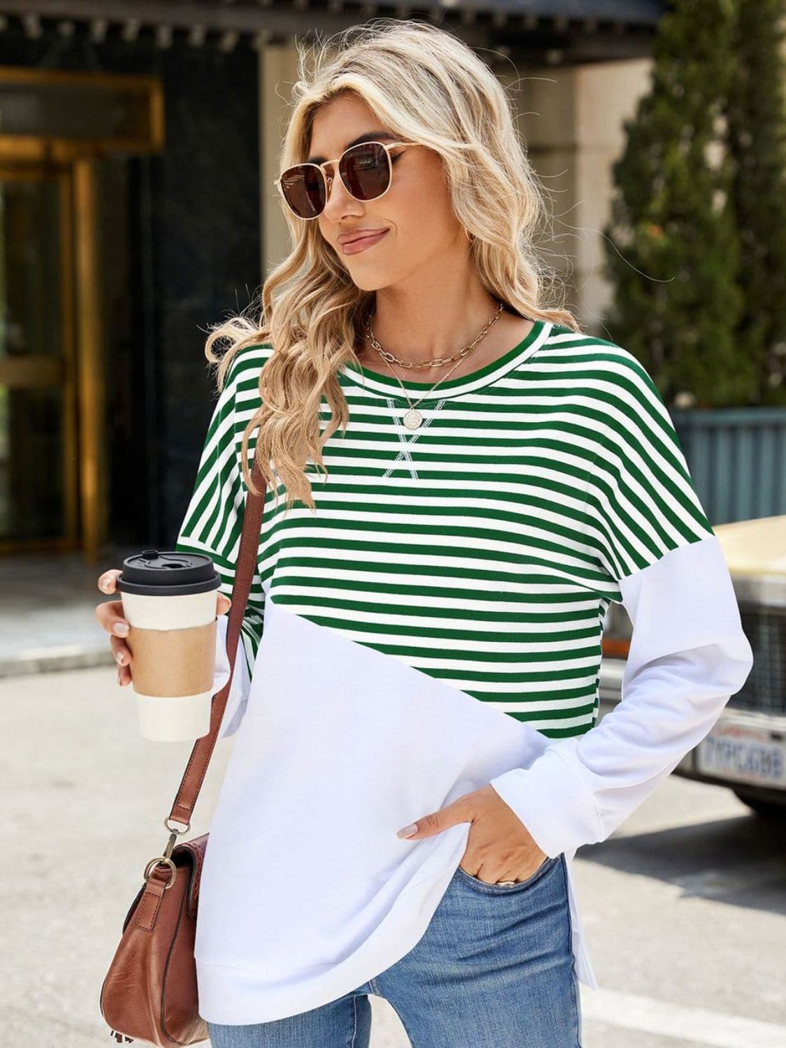 Slit Contrast Striped Long Sleeve Sweatshirt.