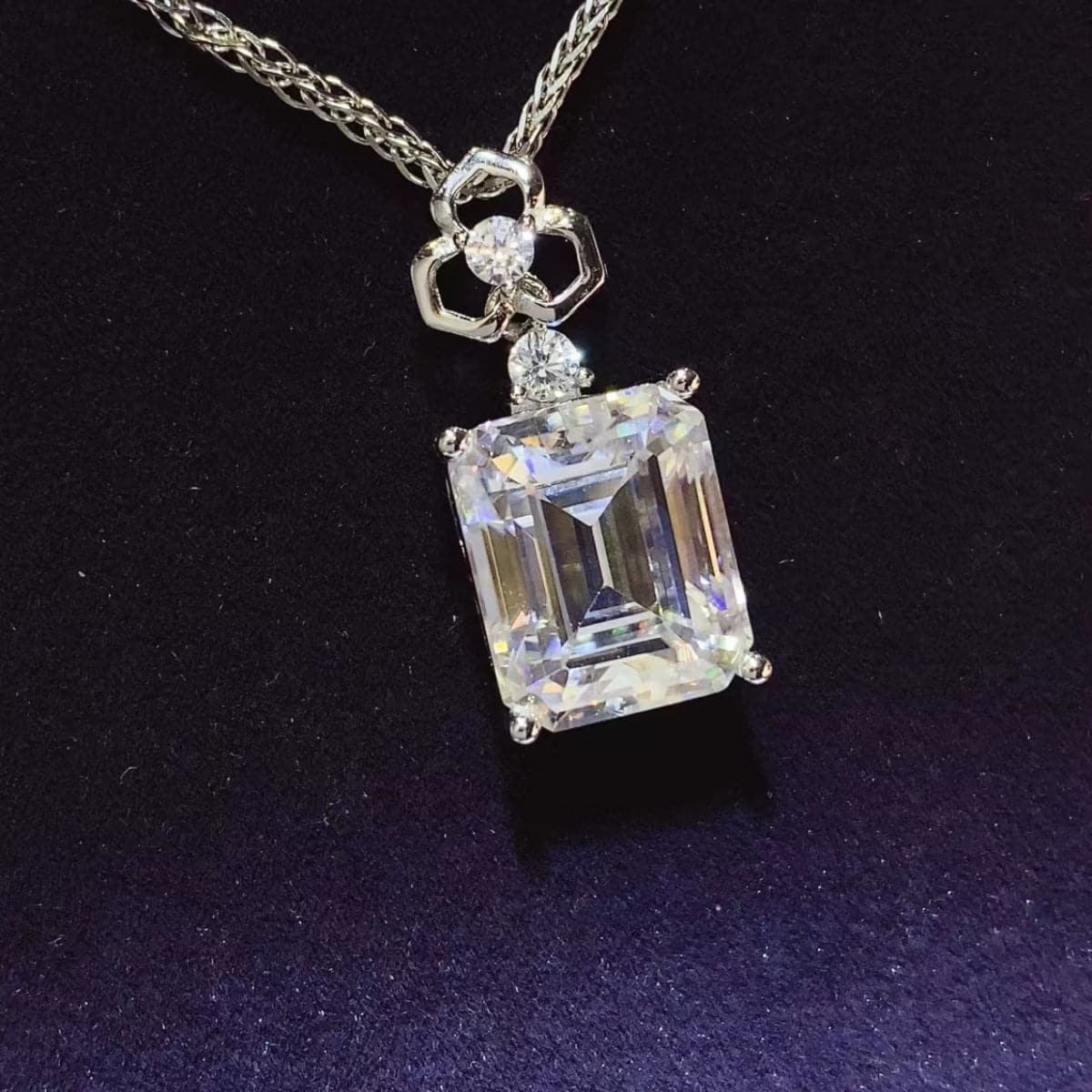 5 Carat Moissanite 925 Sterling Silver Necklace.