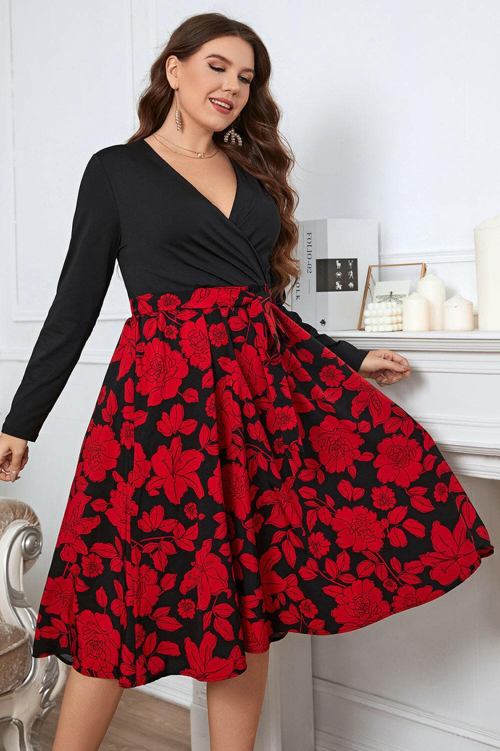 Plus Size Floral Surplice Neck Long Sleeve DressEnhance Your Style with the Plus Size Floral Surplice Neck Long Sleeve Dress
 Step into elegance and comfort with our Plus Size Floral Surplice Neck Long Sleeve DresLove Salve Size Floral Surplice Neck Long Sleeve Dressplus