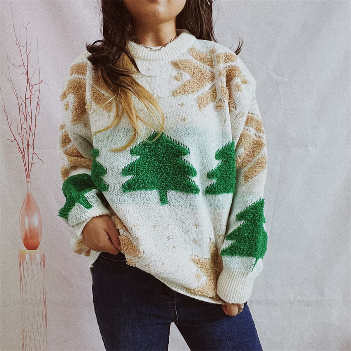 Snowflake Round Neck Long Sleeve Sweater.