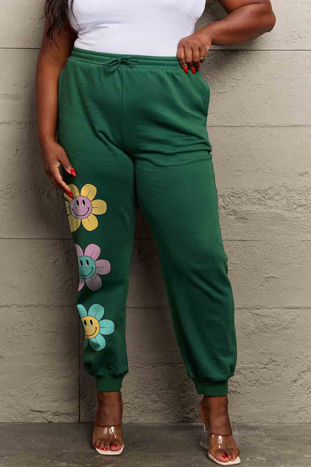 Simply Love Simply Love Full Size Drawstring Flower Graphic Long Sweatpants.