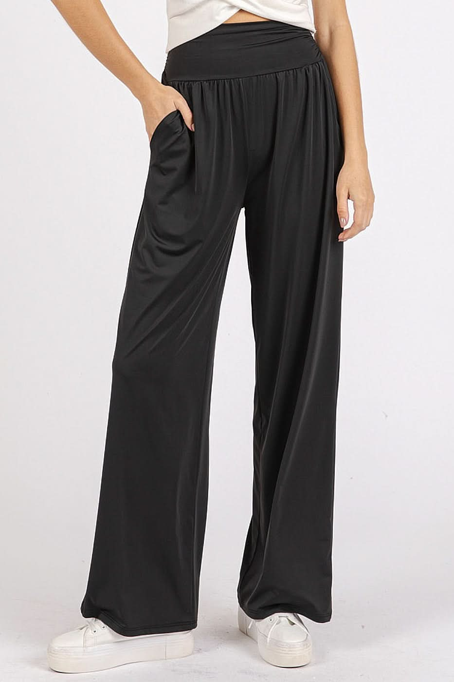 Versatile Wide Leg Pants with Stretchy Banded Waist and Pockets