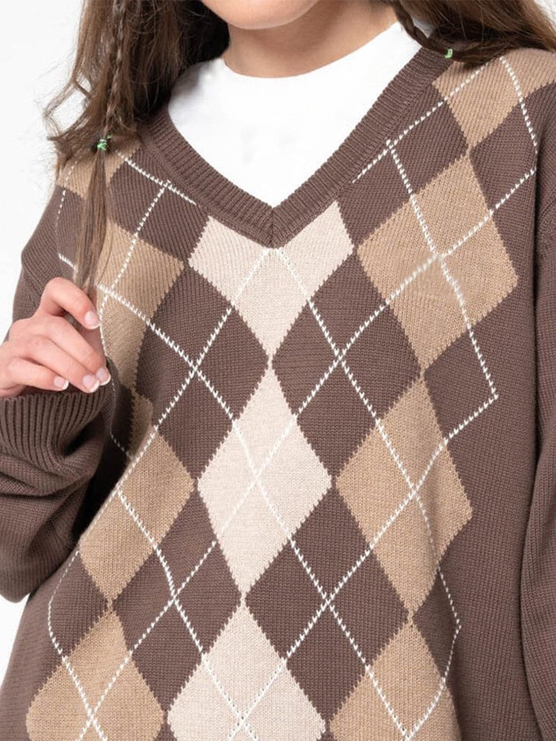 Geometric V-Neck Long Sleeve Sweater.