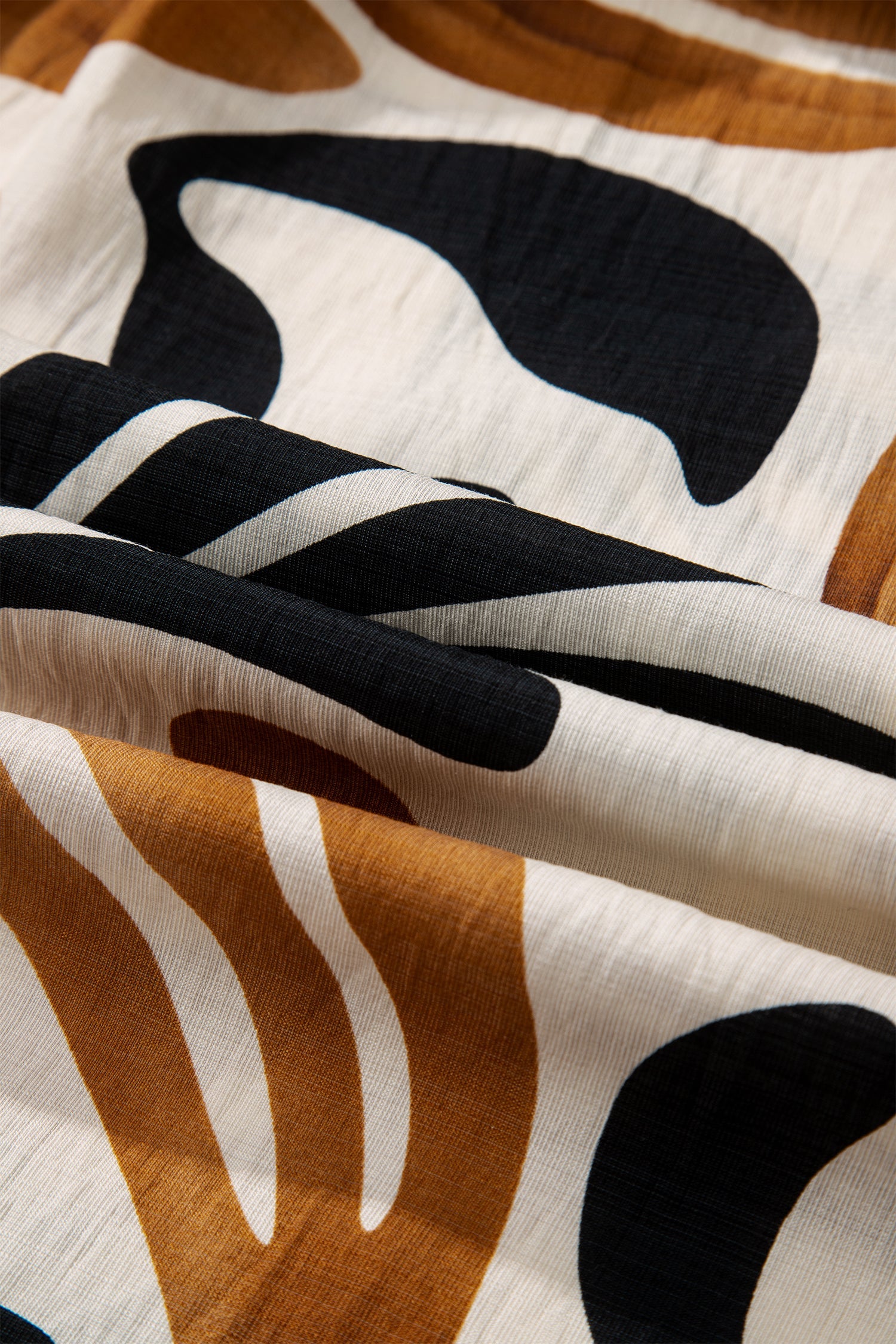 White Plus Size Abstract Print Dress With Contrast Collar Split Neck Long Dress Dear-Lover Dropshipping