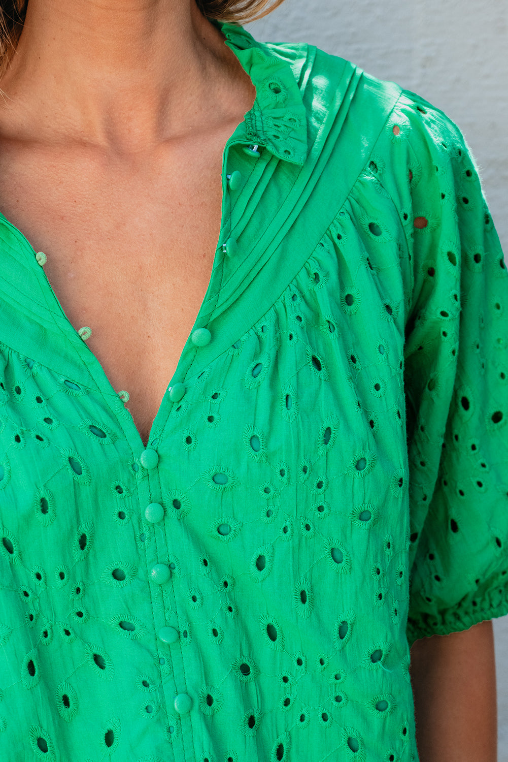 Charming green puff sleeve blouse