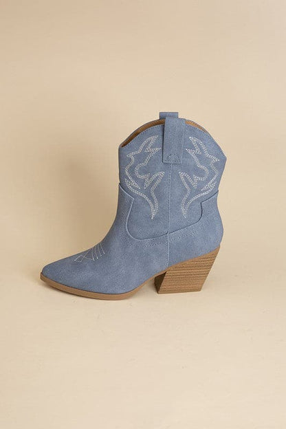 Blazing-S Western Boots.