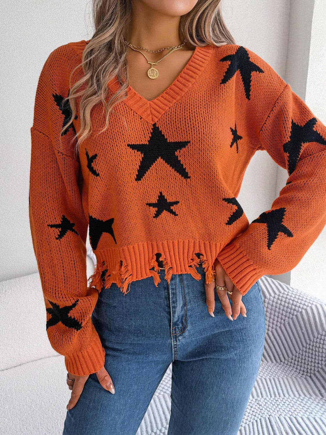 Star Pattern Distressed V-Neck Cropped Sweater.