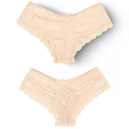 Chic lace women's low-rise underwear for ultimate comfort and style