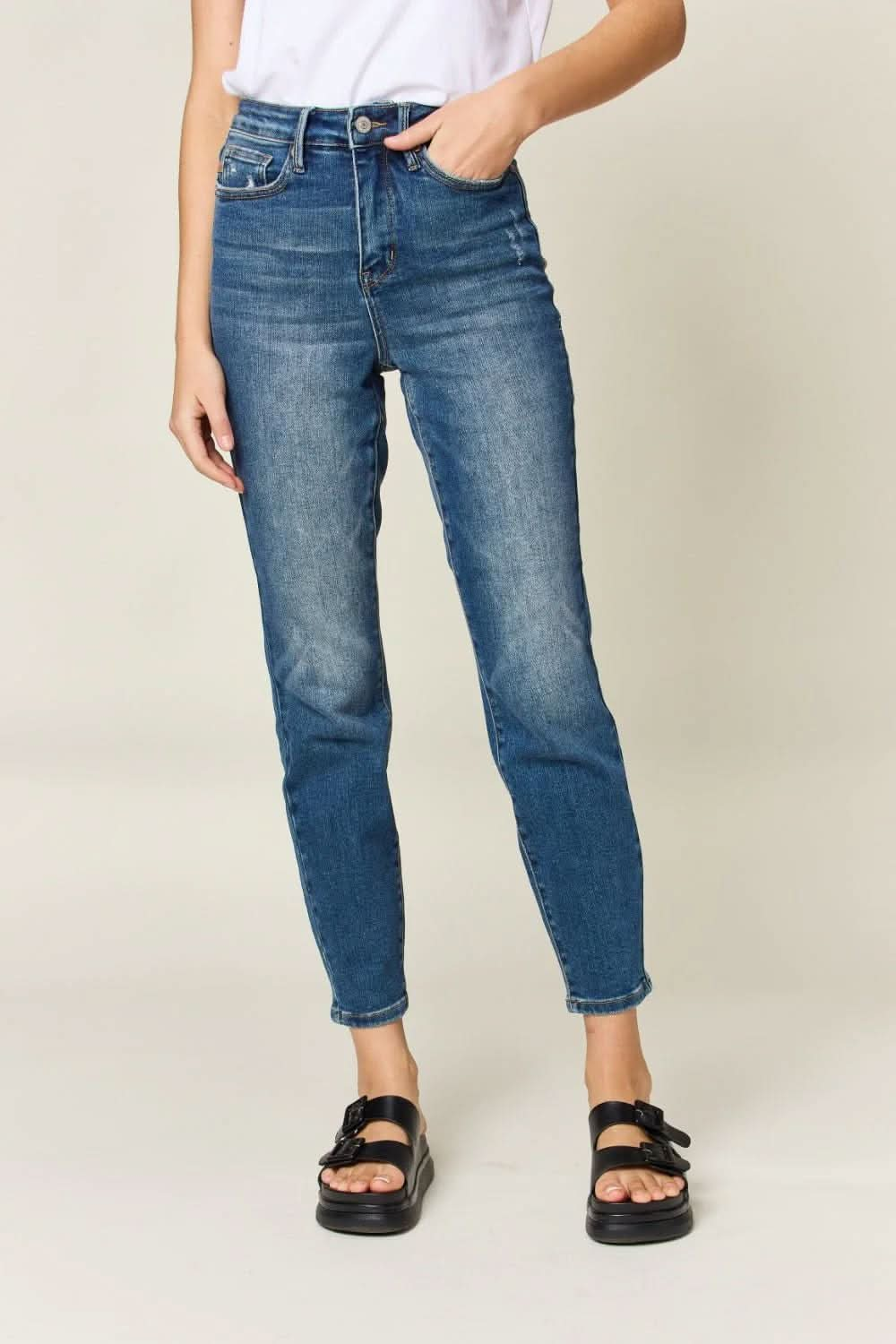 Sculpting high rise skinny jeans for curvy figures