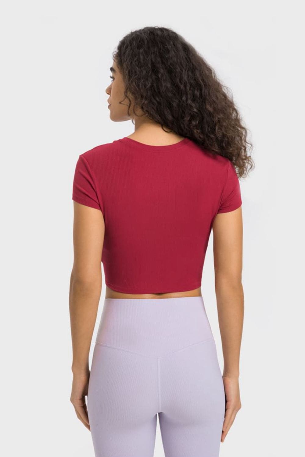 Round Neck Short Sleeve Cropped Sports T-Shirt.