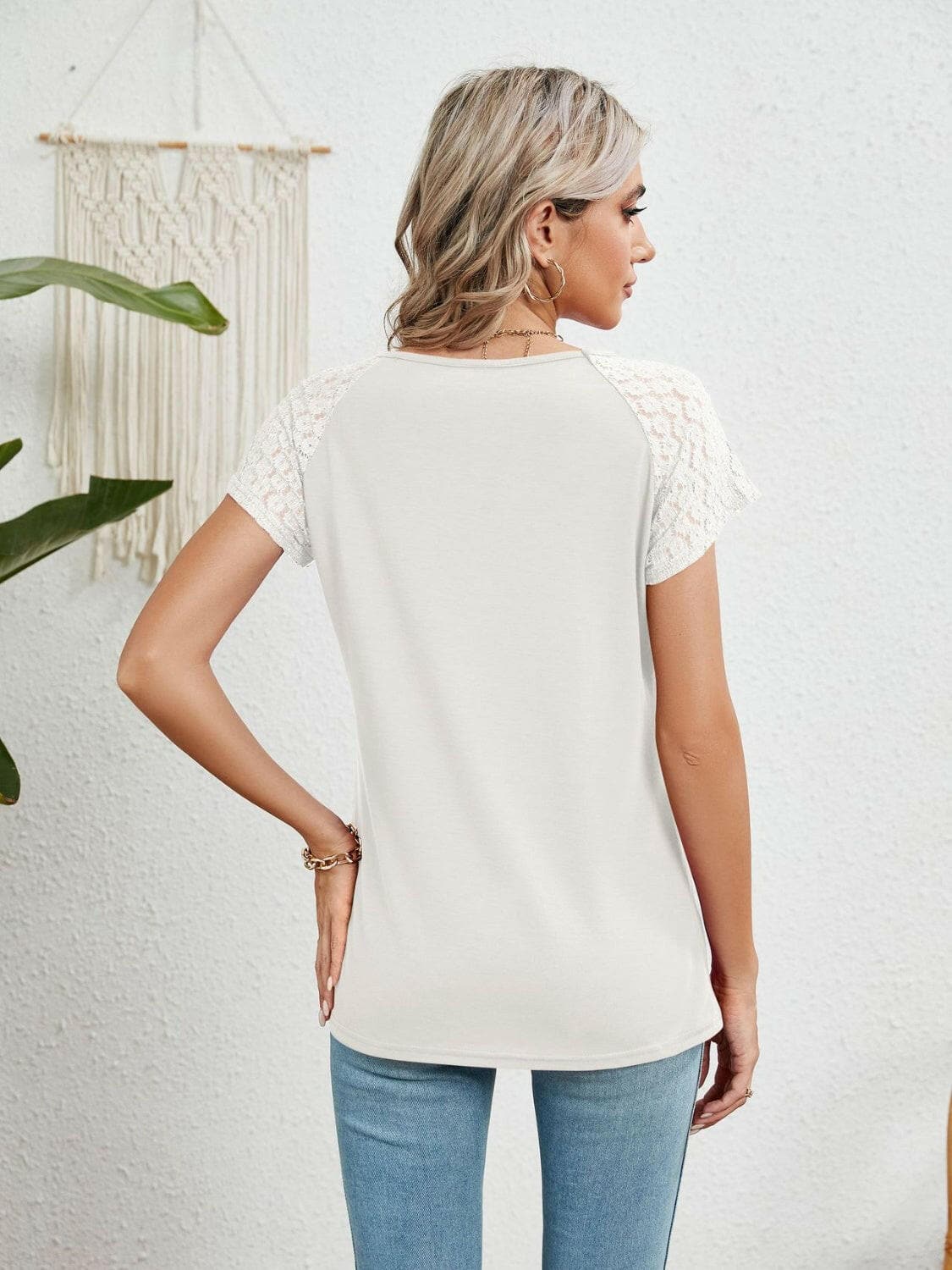 Lace Detail Round Neck Short Sleeve T-Shirt.