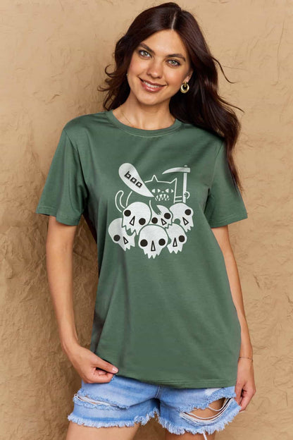 Casual comfort meets Halloween vibes: Graphic Boo cotton t-shirt