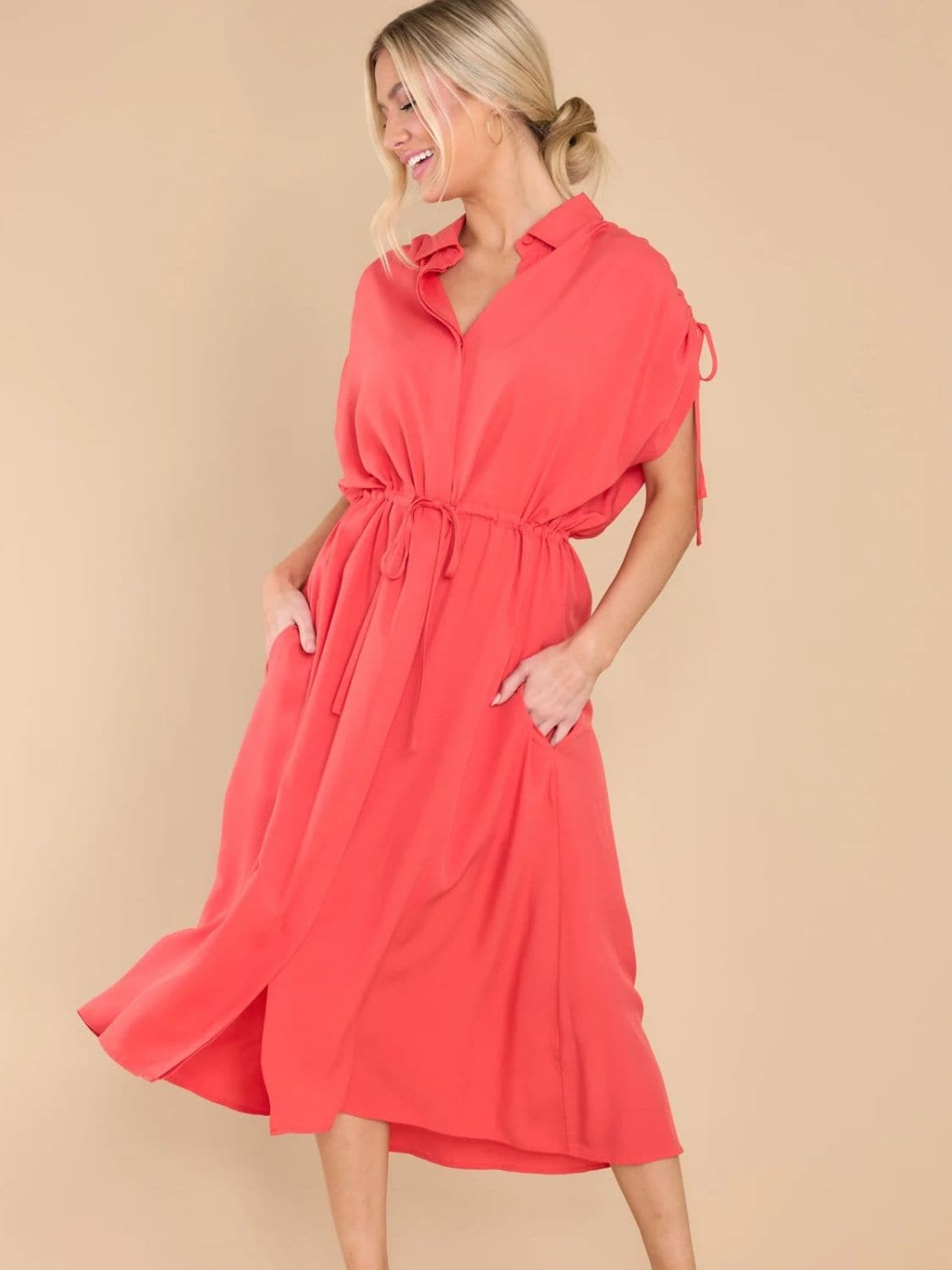 Drawstring Collared Neck Short Sleeve Midi Dress.